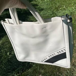 DKNY White & Black 100% PVC Messenger Bag / Book bag / Attaché’